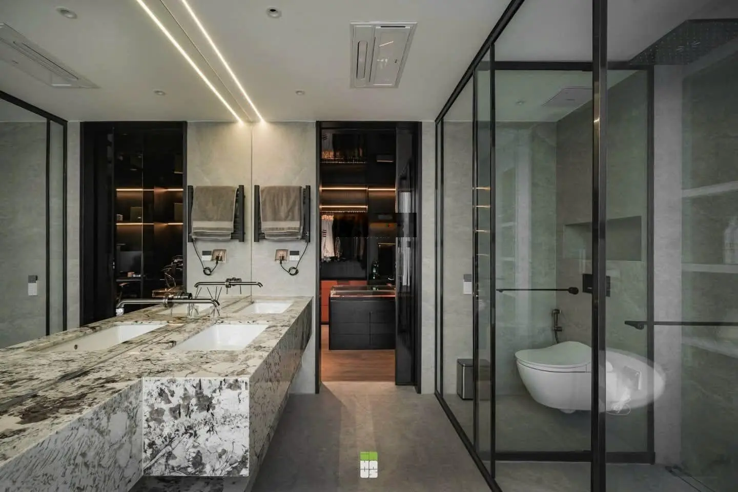 Penthouse - the zei mỹ đình - full nội thất - 4pn - 215m2 - bao phí- lh 0968 201 ***