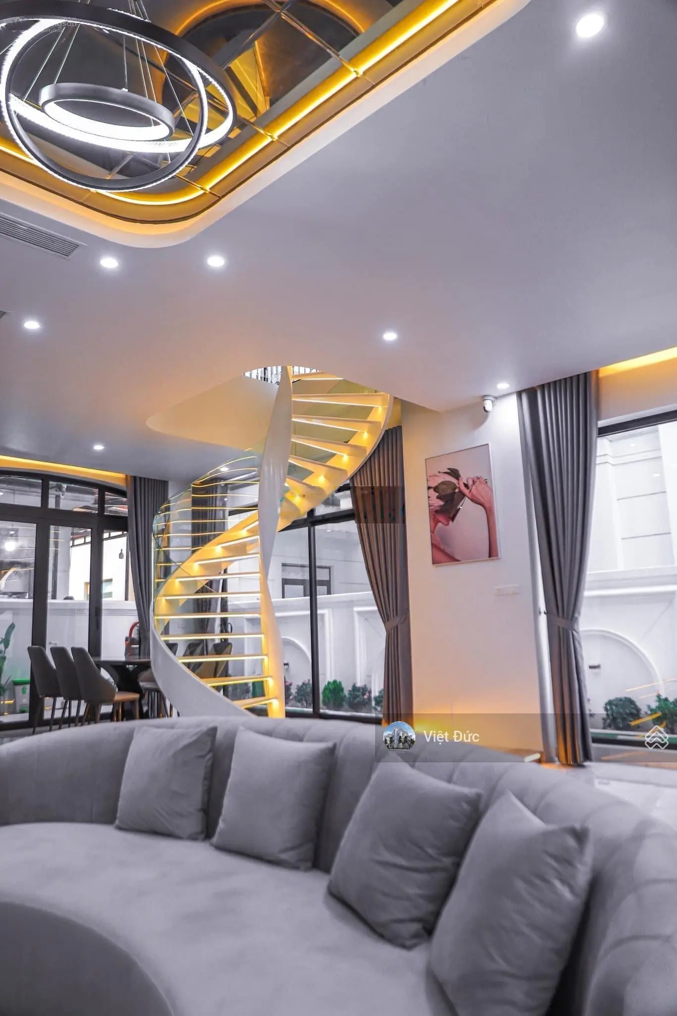 Em cần bán biệt thự song lập San Hô. Đã hoàn thiện chỉ việc xách vali vào ở. 0941 851 ***