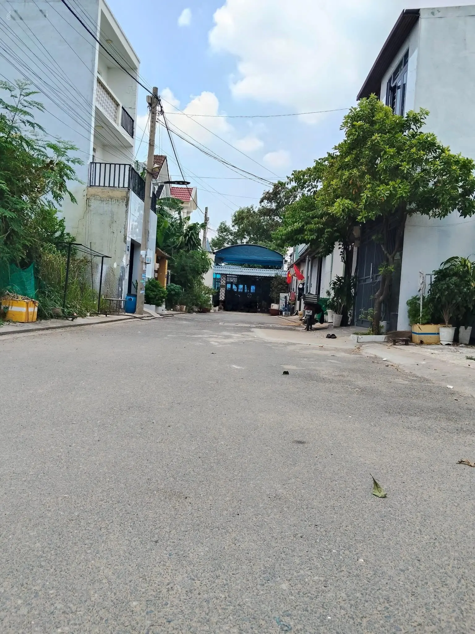 Nhà đẹp tiện kinh doanh ngay ĐH Công Thương, Giá chỉ 2.85 TỶ, Tăng Nhơn Phú, Phước Long B, Quận 9