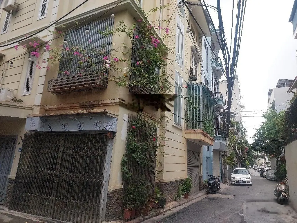 Bán nhà Lạc Long Quân, lô góc ngõ thông ô tô tránh gần Hồ Tây, 40,5m2, giá 7,6 tỷ