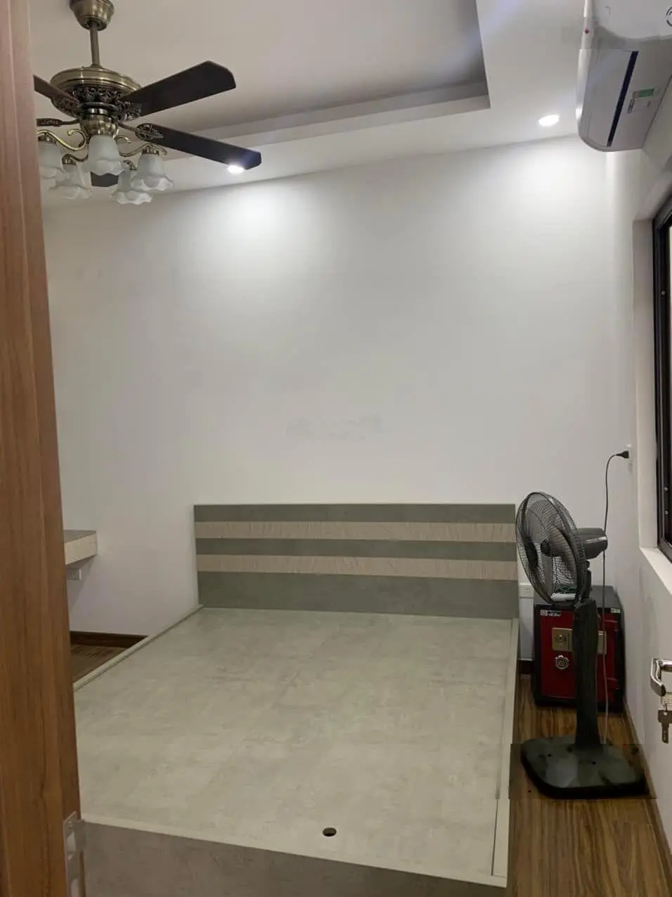 Siêu phẩm Quan Nhân cần bán gấp gần phố, ngõ 3m nhà cực đẹp khách sẵn ở: 55m2 * 3 tầng giá 6.8ỷ