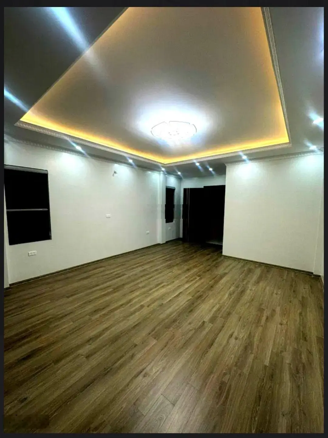 Chính chủ cần bán nhà căn góc Hoàng Hoa Thám diện tích 38m2, 6tầng thang máy full nội thất