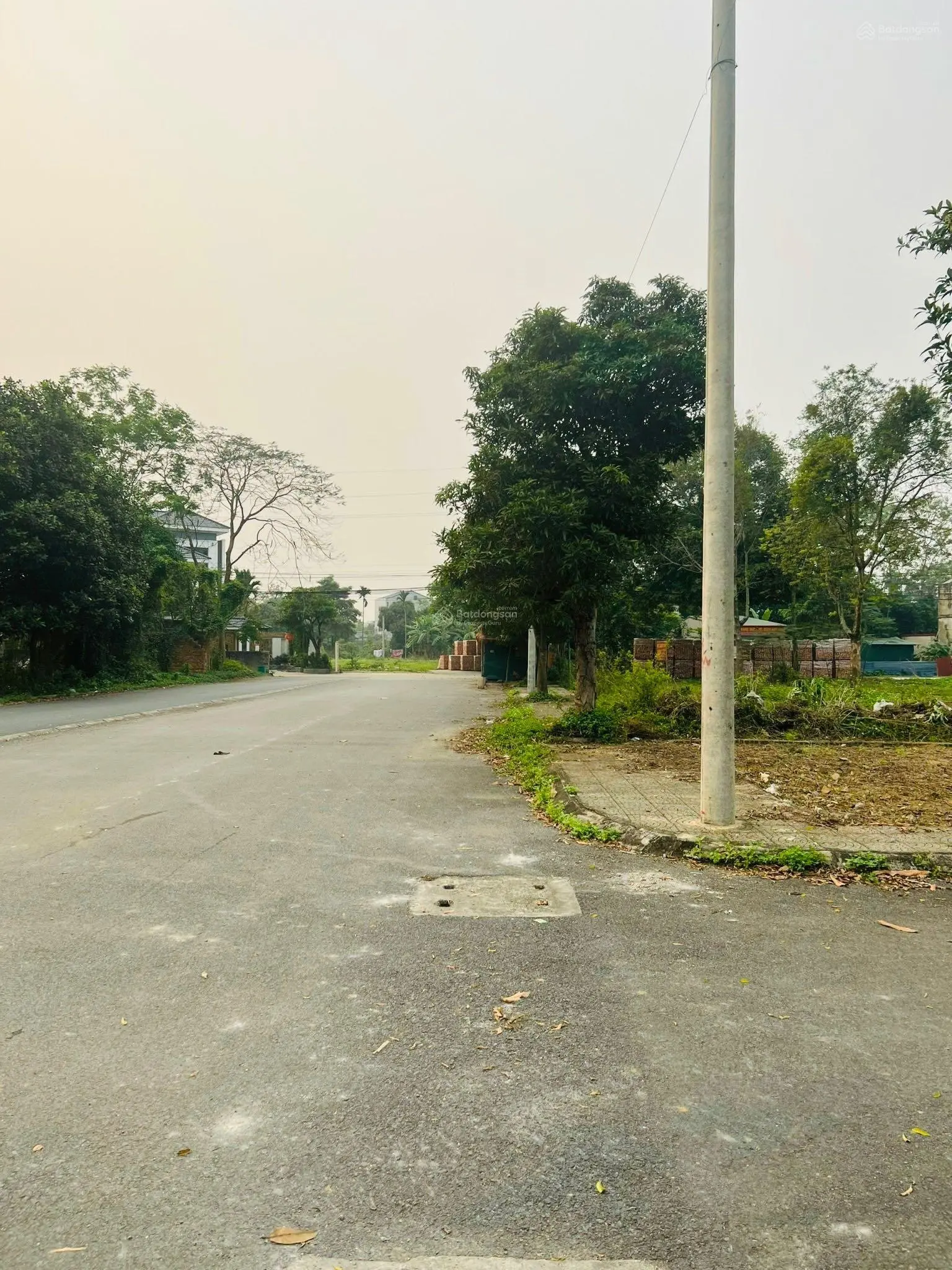 Lô góc, 114m2, khu hồ sen, đường lớn kinh doanh, sát trường ĐH FPT, ĐHQG