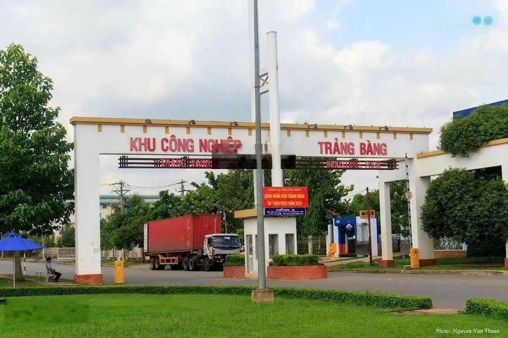 Bán đất ở đô thị full thổ lô góc 2 MT 120m2 đường Lộc Du1 P. Trảng Bàng Tây Ninh giá 1ty025