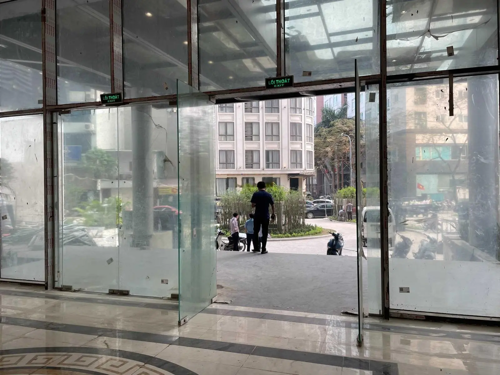Bán căn hộ 150m2 mới bàn giao đầu năm, đang làm sổ tại BRG Lê Văn Lương nhỉnh 13 tỷ