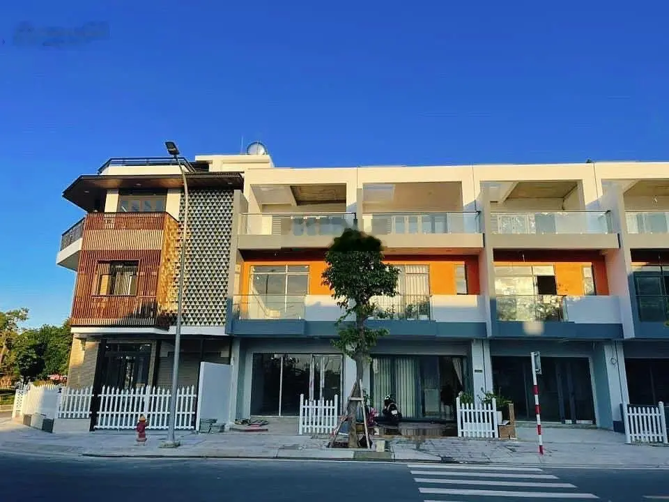 Bán nhà 3 tầng KVG gói 8 KĐT Mỹ Gia, đường thông nhà đã hoàn thiện. Giá chỉ 4tỷ5