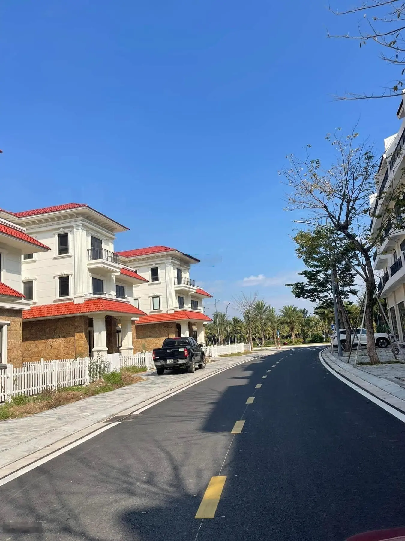 Bán căn biệt thự đơn lập 395m2 view hồ Vịnh Ngọc còn 1 căn ở Ecopark Hải Dương