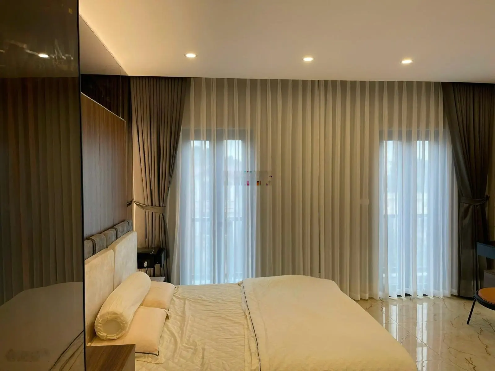 Hiếm có! Phân lô KV phố Trần Quang Diệu, ô tô vào nhà, 1 phút ra hồ, DT 40m*6 phòng ngủ chỉ 12.1 tỷ