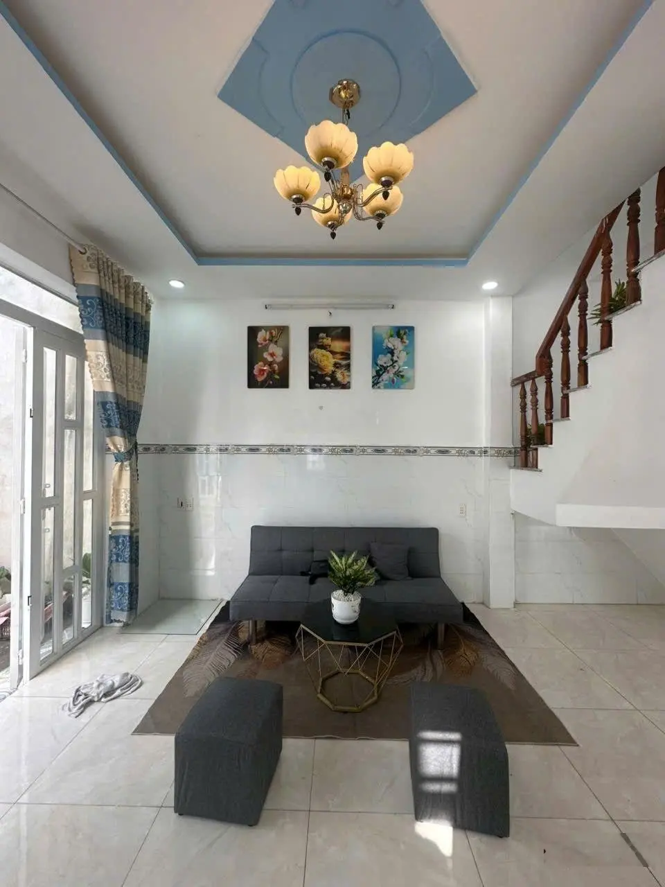 Chính chủ cần bán nhà góc 2 mặt tiền giá tốt nhất khu vực 895tr full thổ cư gần chợ mỹ hạnh nam