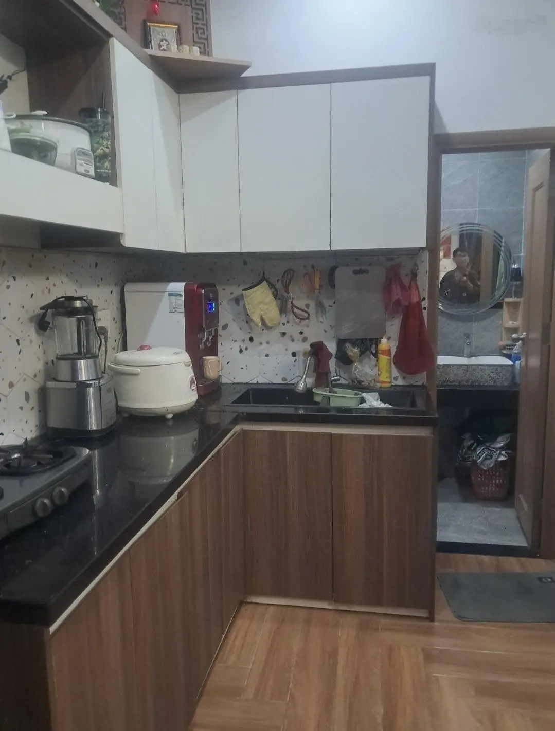 Bán nhà 2tầng hơn 60m2 - k.Hoàng Diệu - 2tỷ900 (còn thương lượng)