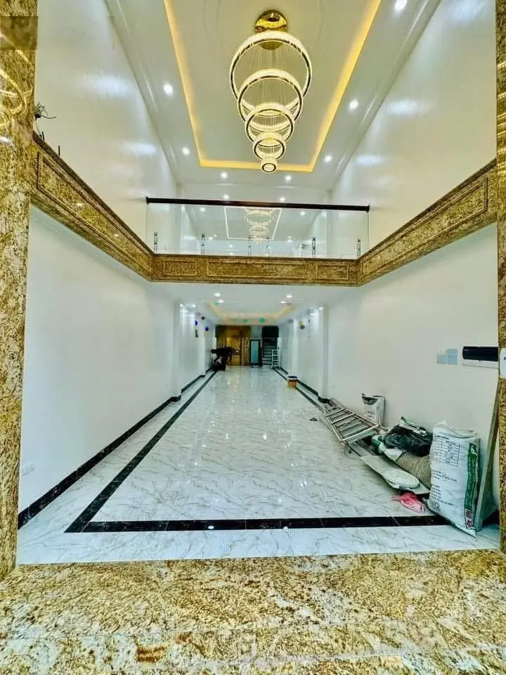 Bán nhà xây mới THANG MÁY, xây mới Gara 3 oto quận Hai Bà Trưng