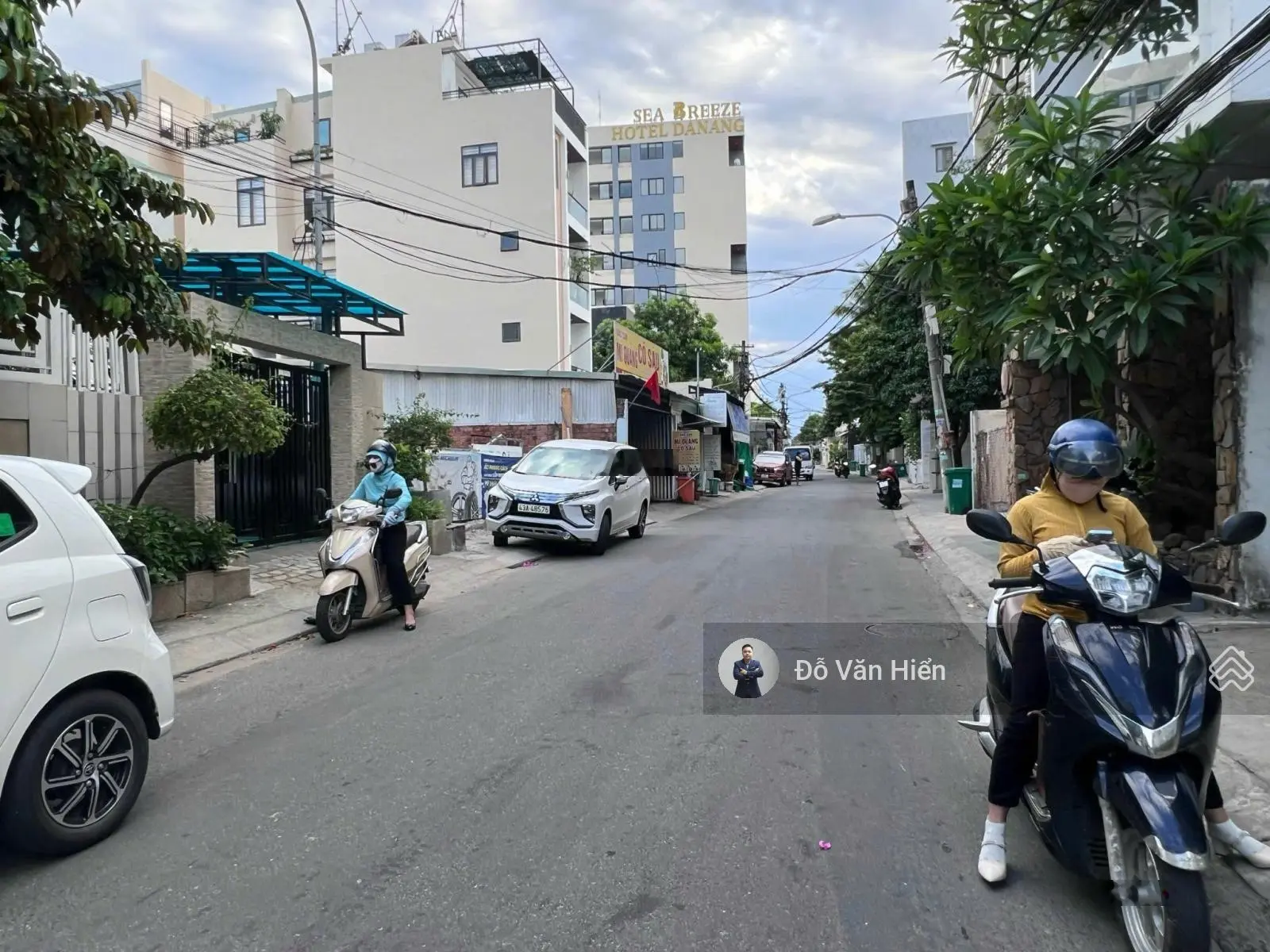 Hạ 500 triệu bán nhanh lô đất Đ. Bà Huyện Thanh Quan, sát biển Mỹ Khê
