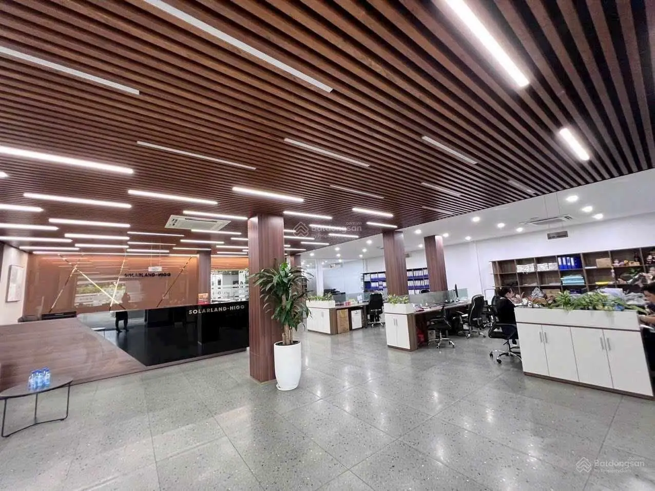 Bán gấp tòa nhà Q. Tân Bình 600m2 3L ngay MT đường Bành Văn Trân, sổ hồng riêng