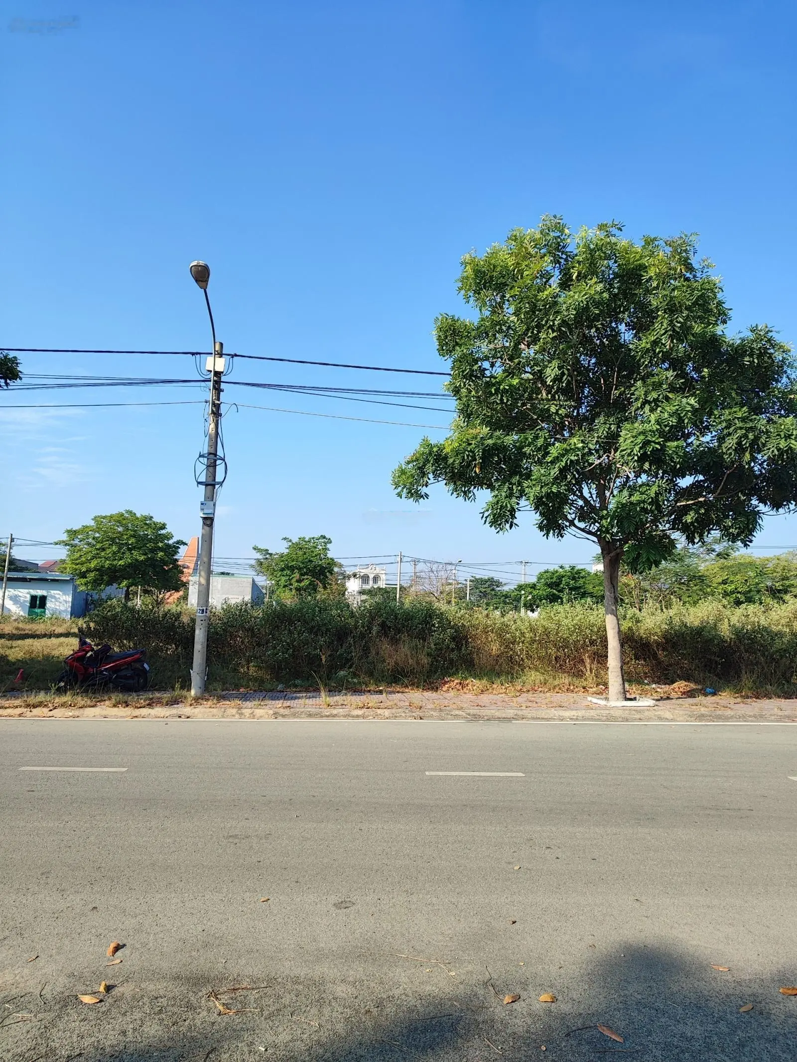 Rẻ nhất trục, 4,8 tỷ, 7,5x20m, đất mặt tiền đường đôi 30m, KDC Châu Thới, gần quốc lộ 1K và MP - TV