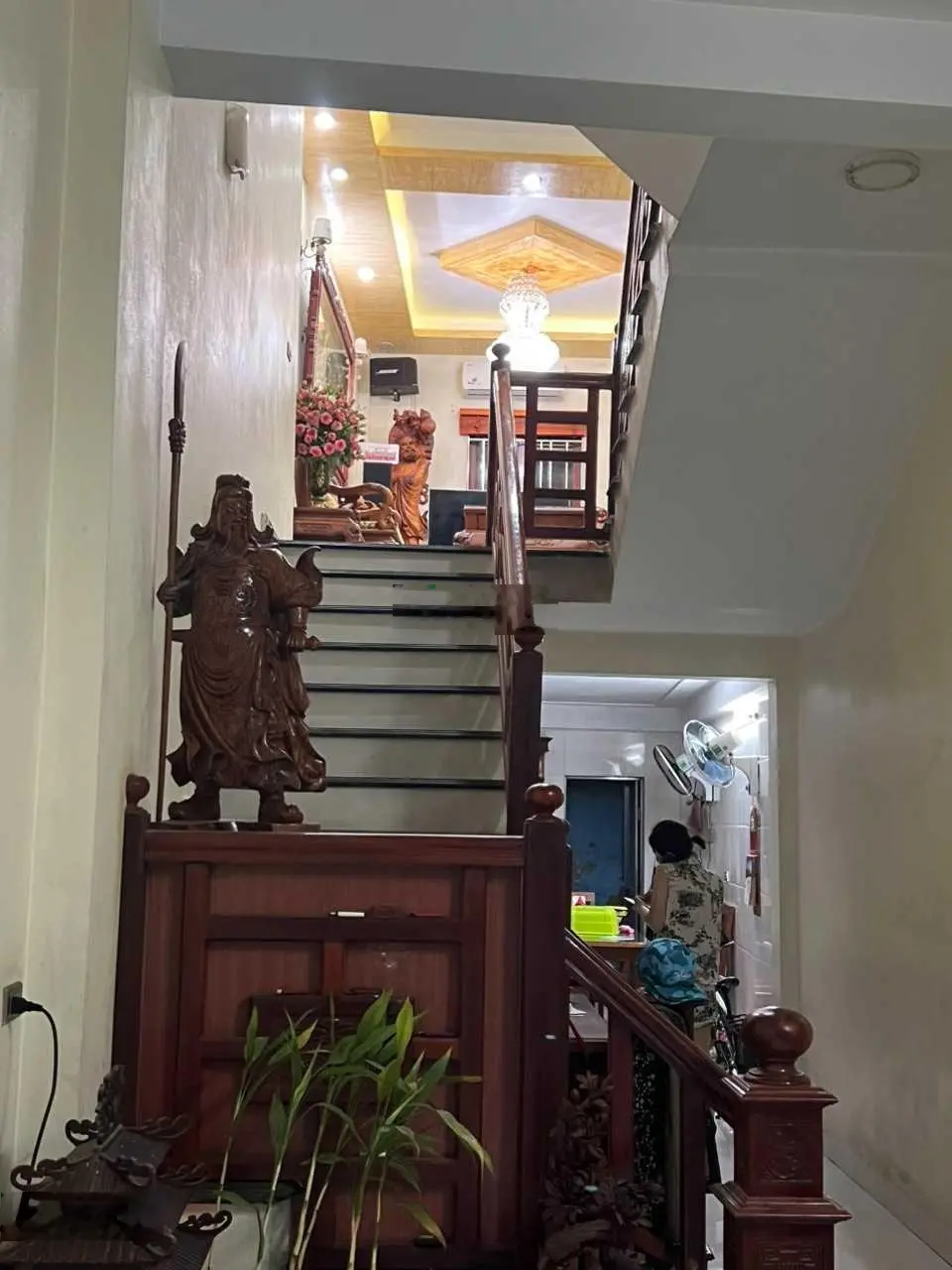 Bán nhà 4 tầng Bà Chúa Kho DT 60m2, MT 3.5m giá 4.85 tỷ