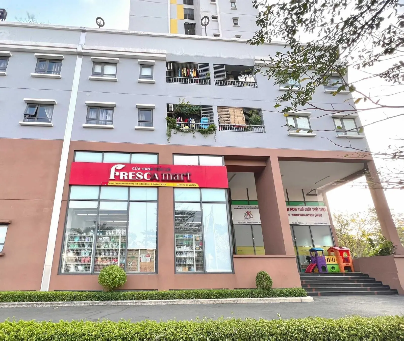 Bán gấp căn hộ sổ hồng riêng Fresca Riverside - DT 70m2 (2PN, 2WC) - View hồ bơi thoáng mát