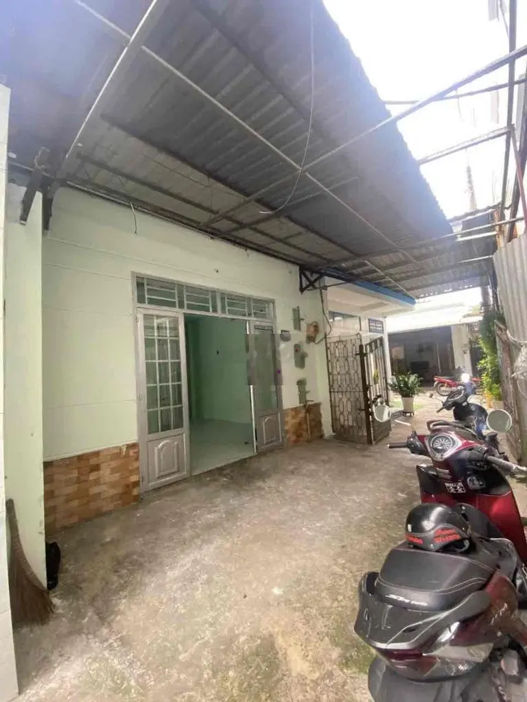 Nhà Cấp 4 Sổ Riêng, Rẻ Nhất Dĩ An, Gần Chợ Dĩ An