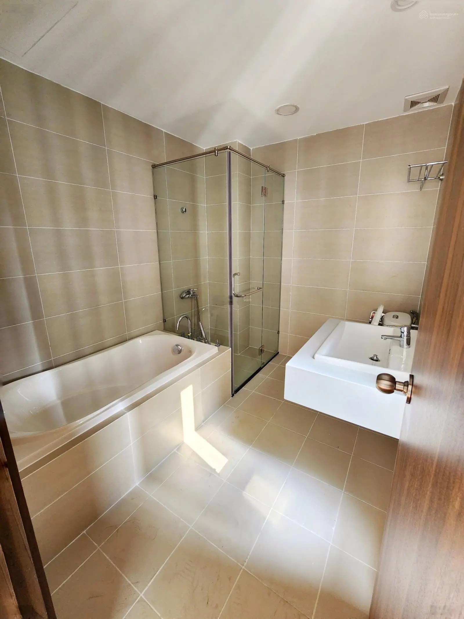 Giỏ hàng chủ đầu tư cần bán 2căn 2PN giá chỉ 4ty5 Nhận nhà mới ở ngay chiết khấu gần 2tỷ