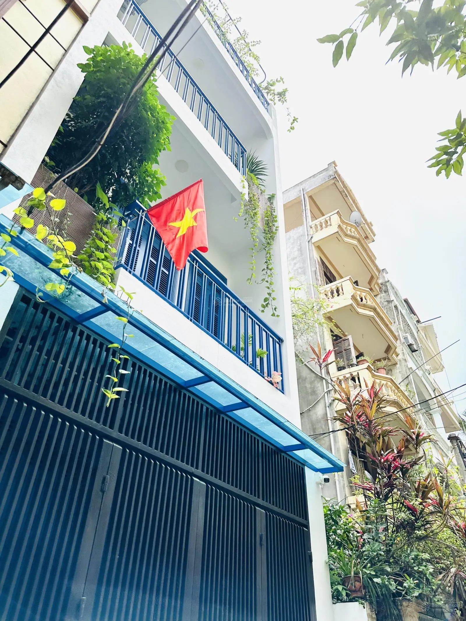 Quá đẹp!!! Chỉ hơn 6 tỷ nhà phố Khương Đình xịn mịn 38m*5T*3.5mMT - oto cạnh nhà cách 5m.