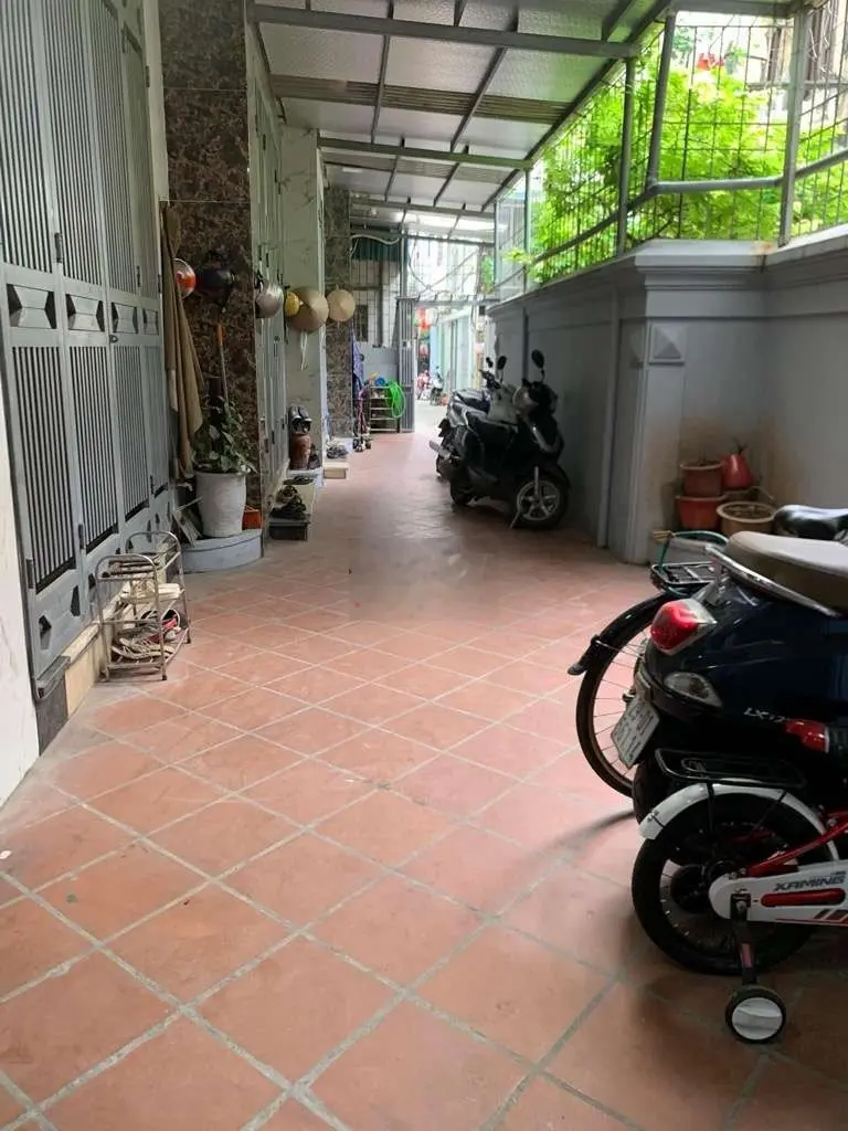 Thật 100% | Khương Đình, 30m2, 5.4 tỷ, thoáng sáng, gần ô tô, ngõ nông
