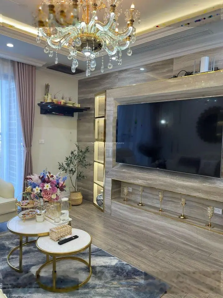 Chính chủ bán căn hộ tại Bohemia Lê Văn Thiêm 135m2 căn góc 3Pn , tầng trung giá tốt LH: 0987 362 ***