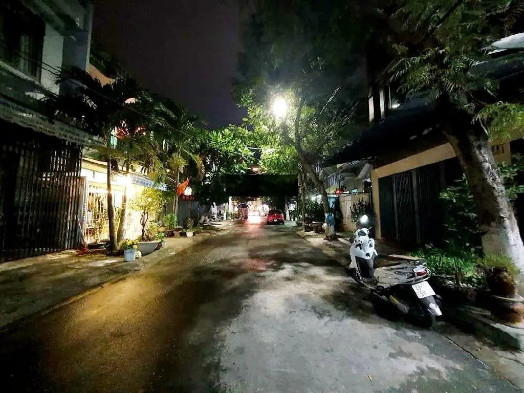 Bán căn nhà vị trí tại phố đi bộ an thượng 11, ngũ hành sơn, đà nẵng dt 91m2, ngang 7m, giá 11 tỷ