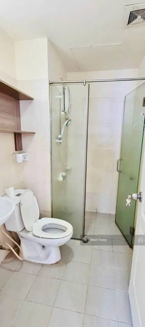 Chính chủ cần bán gấp căn Res Green Tower - Q. Tân Phú DT 65m2, 2PN-2PT, full NT giá 1 tỷ 750 triệu