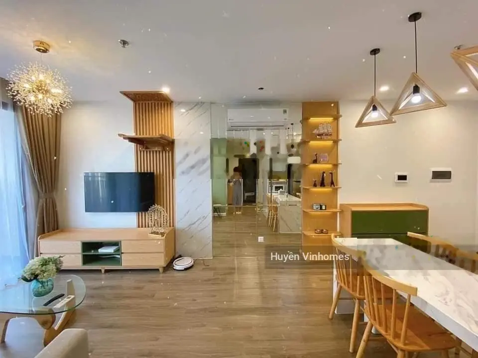 Bán nhanh căn hộ 2n1vs 60m2 giá chỉ 2 tỷ 550tr tại Vinhomes OCP Gia Lâm