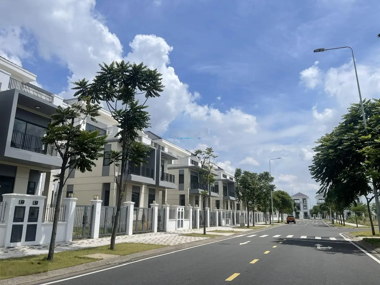 Bán lỗ NP 4,6tỷ8x20m chỉ 7,2tỷ;BT 10x20m từ 9.7 tỷ đơn lập view sông 15x20m chỉ 15 tỷ. PKD Novaland