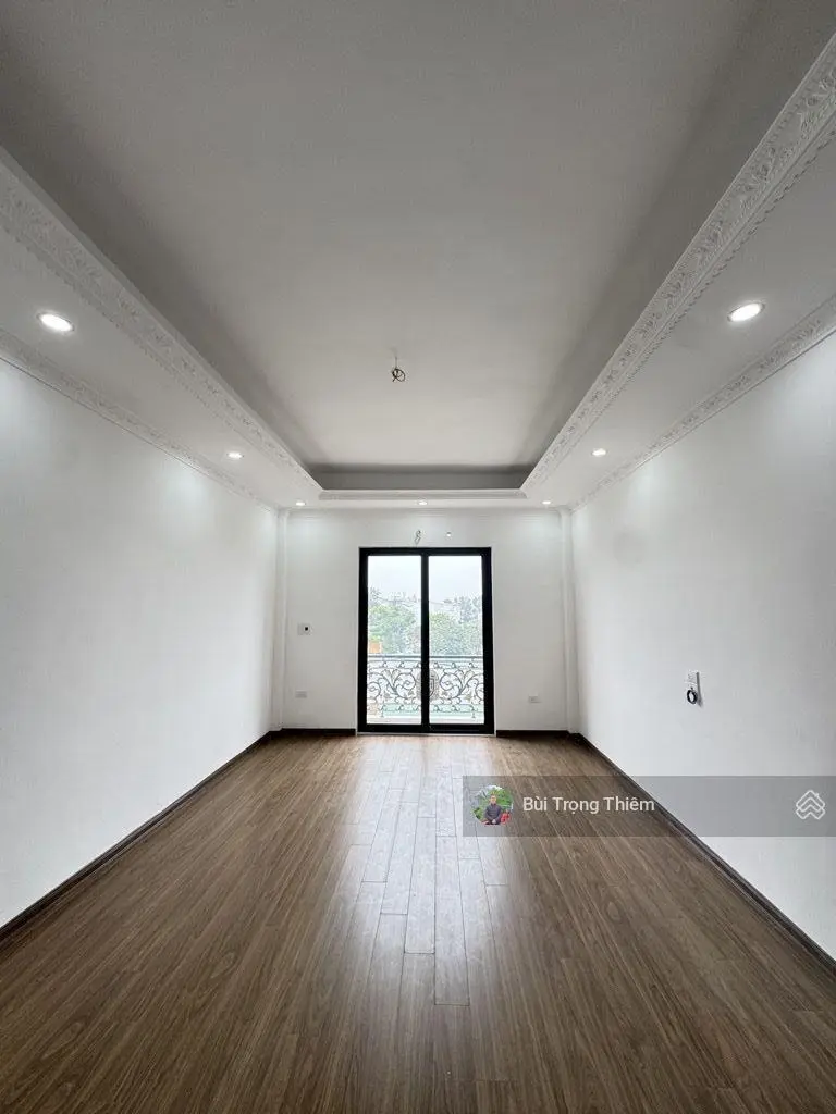 Bán nhà mới đẹp 6 tầng thang máy gara ô tô ở Bát Khối, Long Biên mặt ngõ ô tô tránh giá hạt dẻ