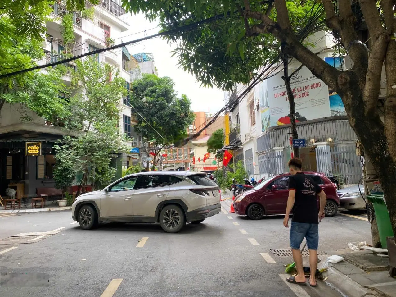 Mạc thái tổ - trung kính to! 68m2 - mt 5,3m - 31tỷ - thang máy - ô tô tránh đỗ - kinh doanh đỉnh.
