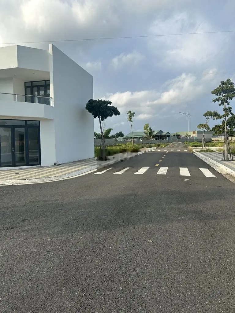 Bán gấp lô đất Lan Anh 7 133m2