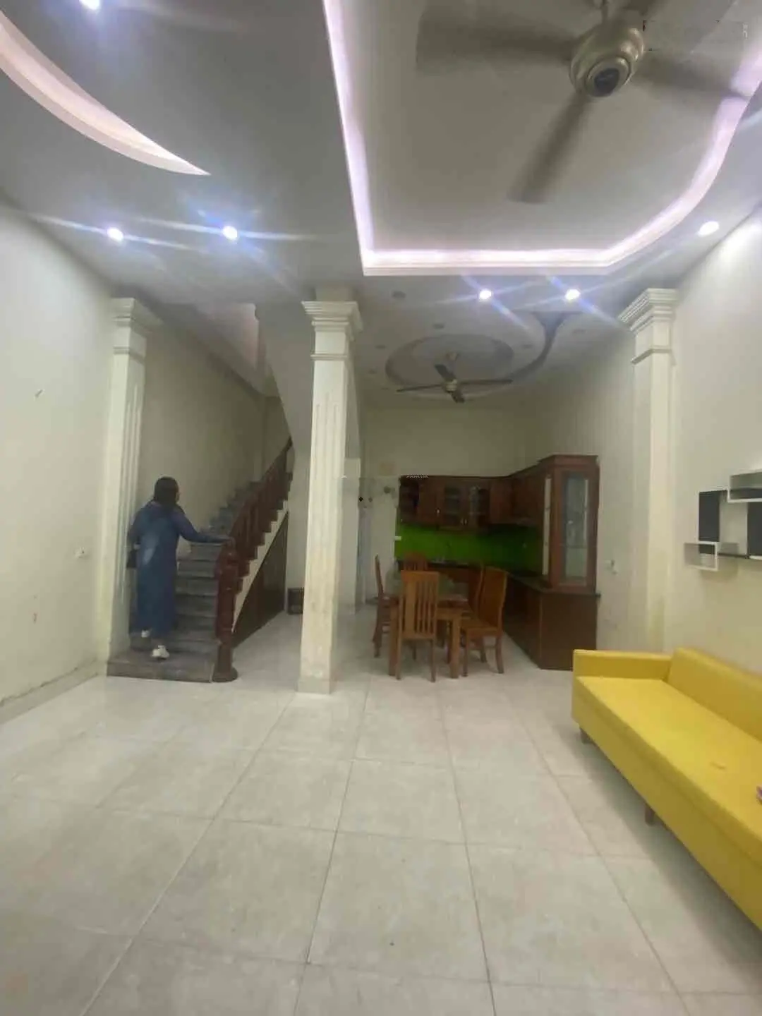 Bán gấp nhà p/lô oto VẠN PHÚC - HÀ ĐÔNG - 5M RA Ô TÔ TRÁNH - DÂN XÂY 40m2x4t mt 5m giá nhỉnh 8tỷ