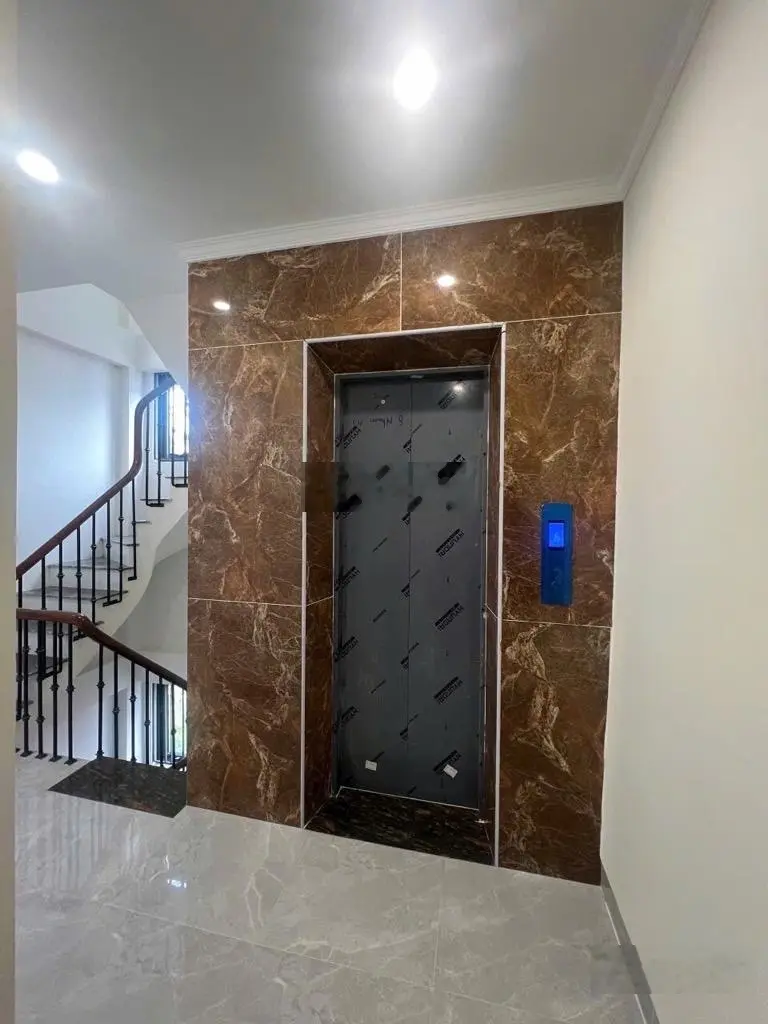 Phố Đội Cấn - Nhà đẹp ở ngay. Duy nhất 1 căn lô góc - ô tô vào nhà! 52m2, 7T, thang máy. 15tỷ