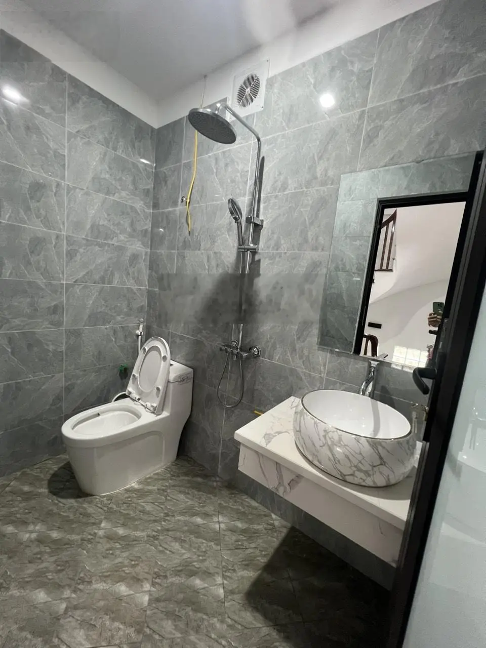 SIÊU PHẨM SIÊU ĐẸP ĐẠI TỪ - HỒ LINH ĐÀM - TIỆN ÍCH BẠT NGÀN - Ô TÔ 5 TẠ ĐỖ CỔNG - 1 BƯỚC RA PHỐ