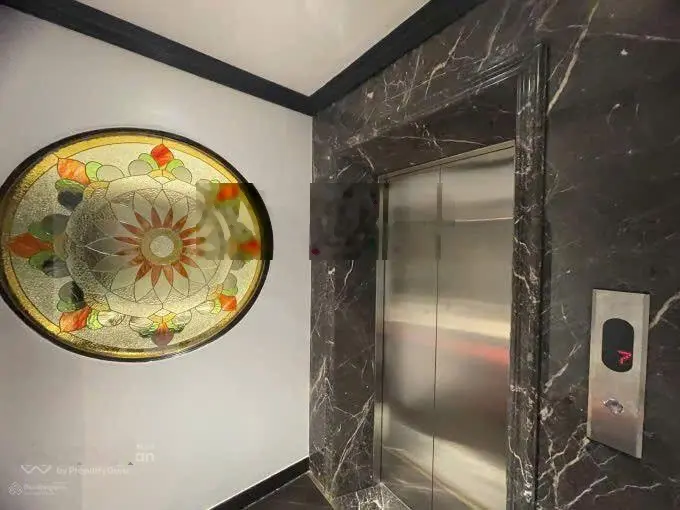 Bán toà nhà căn hộ 10 tầng diện tích 101m2 mặt tiền 8m full nội thất cao cấp khu phố Tây Hồ,Hà Nội