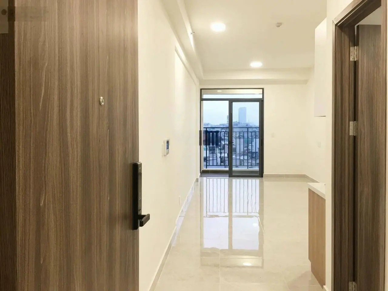Bán Căn hộ Saigon Asiana, 3PN, 2WC, 90m2, góc, không nội thất, giá 4 tỷ 650, liên hệ: 0908 435 ***