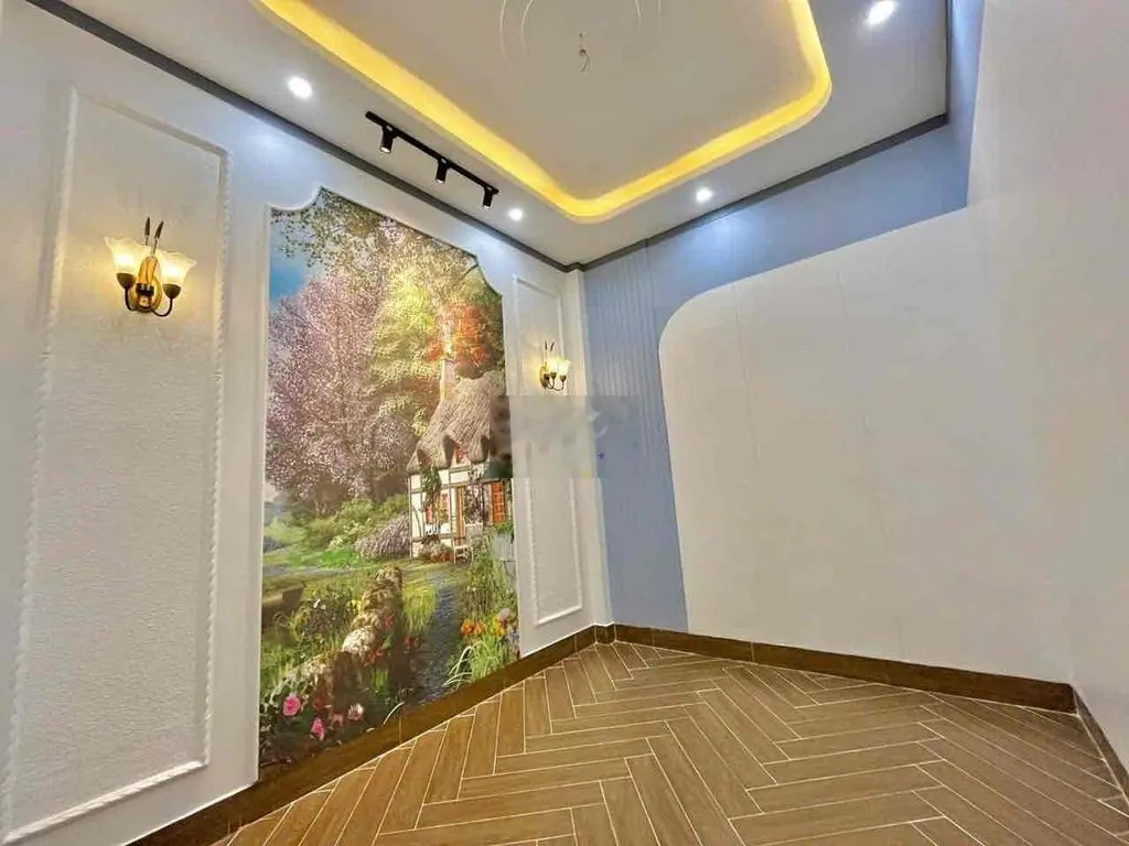 NHÀ ĐẸP MỚI SỞ HỮU NHÀ NGAY TRUNG TÂM TP VĨNH LONG