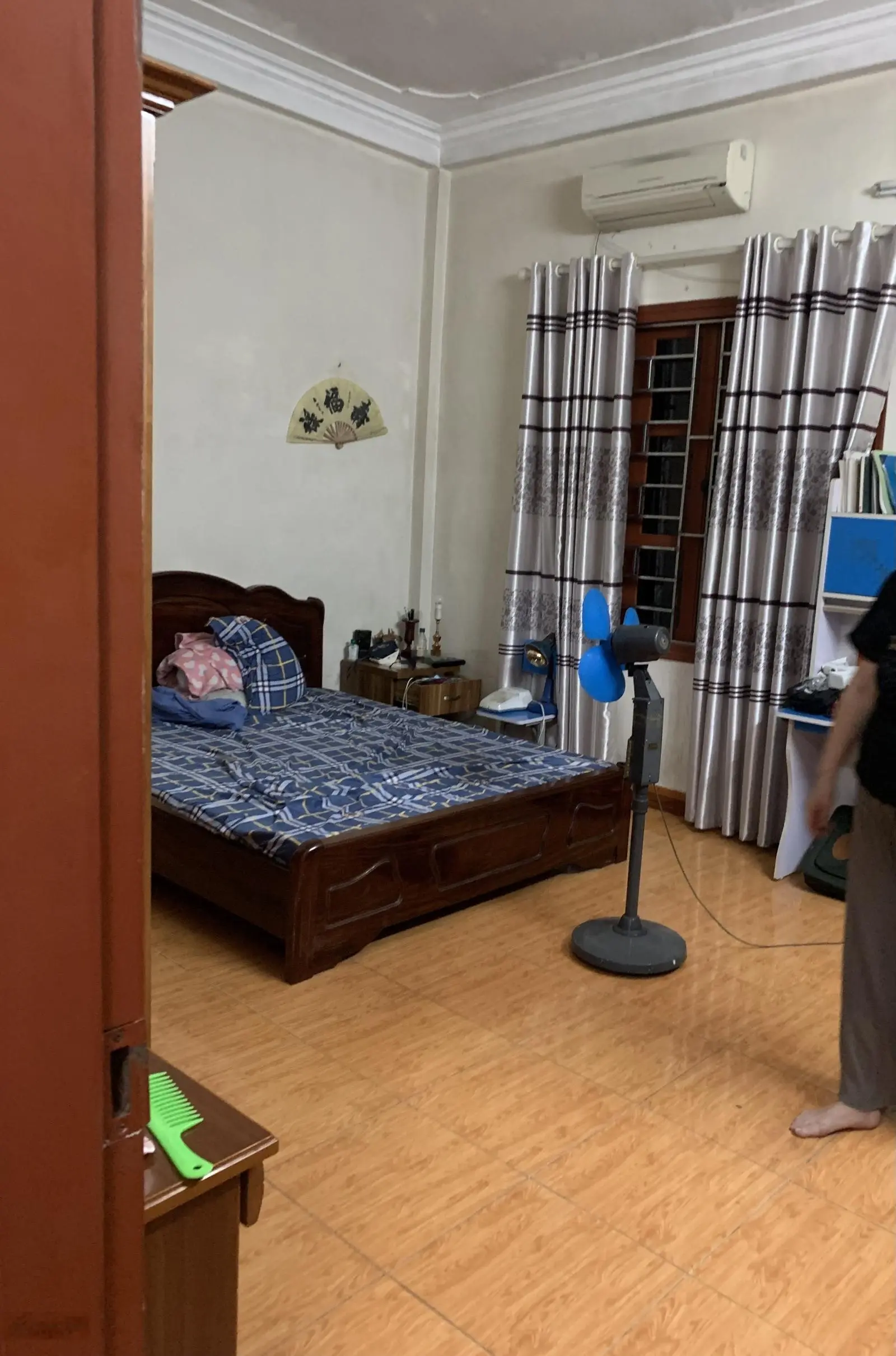 Chính chủ cần bán gấp nhà nguyễn văn cừ long biên dt 60 m mt 5 m 5 tầng oto đỗ cổng giá 11 ty