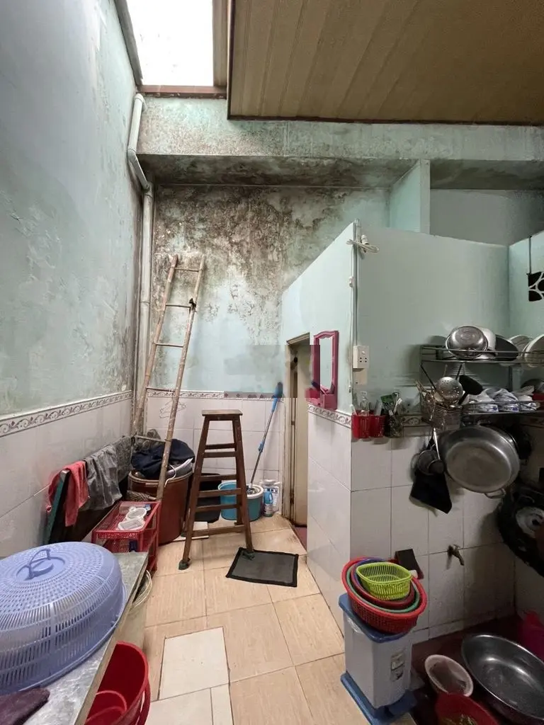 Bán nhà hẻm Nguyễn Thị Tần Phường 2 Quận 8. Nhà 9.3 Tỷ gần Mặt Tiền