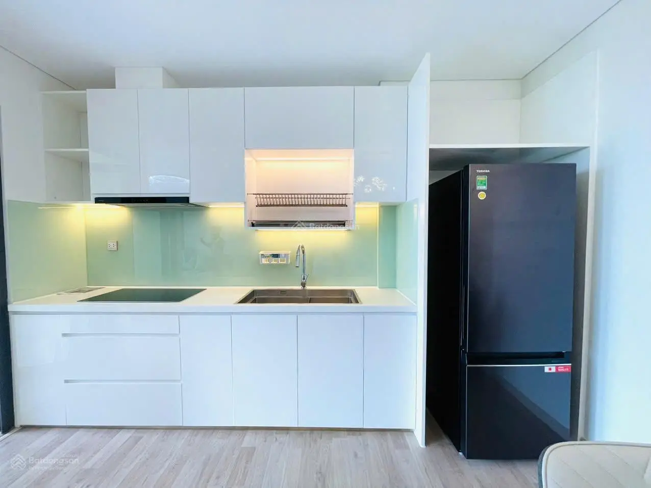 Chủ nhà cần bán nhanh căn hộ 2 phòng ngủ ở CT1 Luxury Phước Long Nha Trang