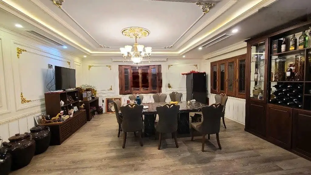 Bán biệt thự siêu vip Sơn Trà - 300m2 x 5 tầng - Full công năng - Thang máy - Nghỉ dưỡng siêu tốt