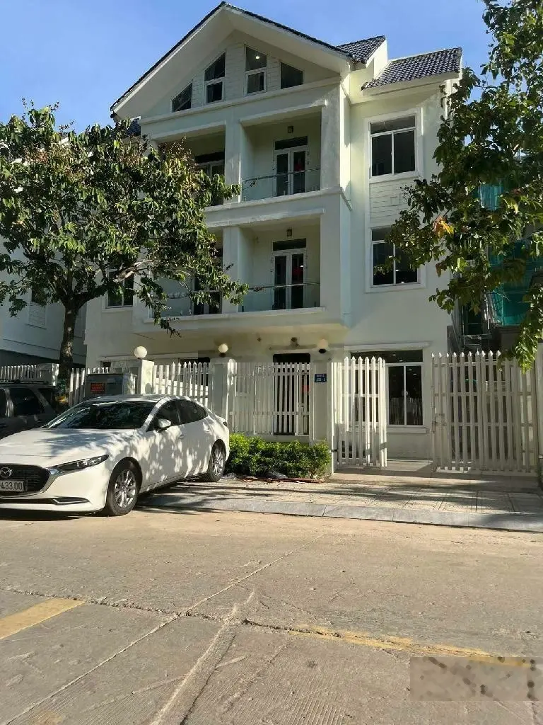 Bán biệt thự 155m2, 4 tầng, lô góc 2 mặt, giá 25 tỷ, Phường Dương Nội, Hà Đông