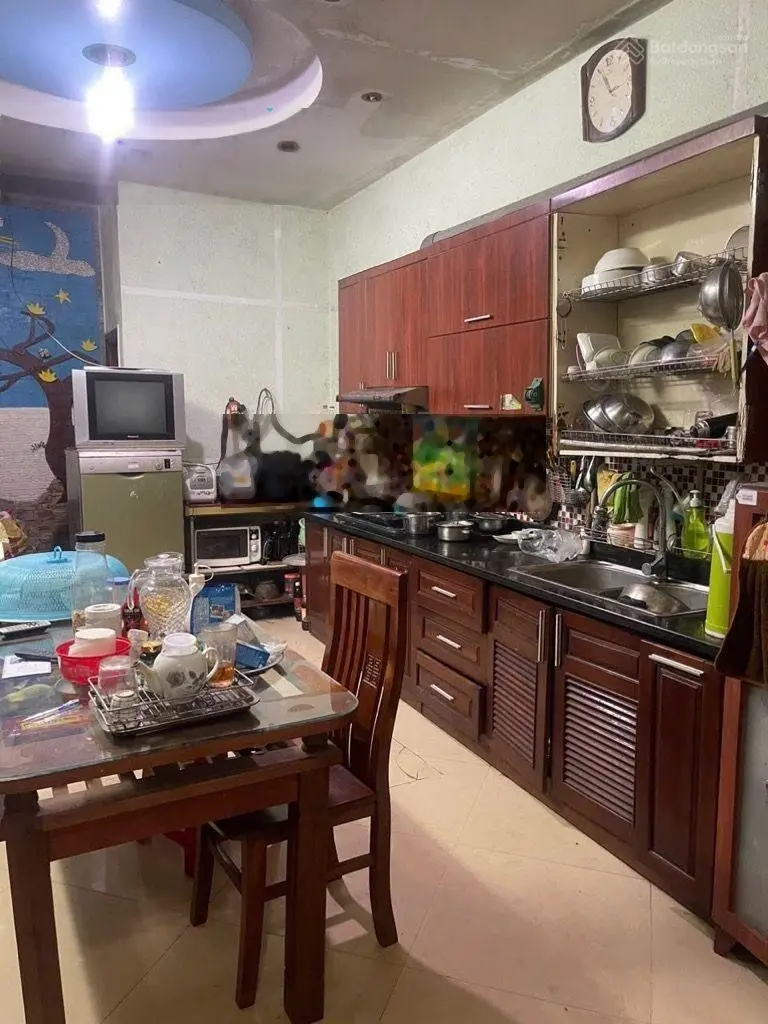 Bán nhà riêng Lạc Long Quân 54m2, vài bước chân ra ô tô, giá chào 12.9 tỷ