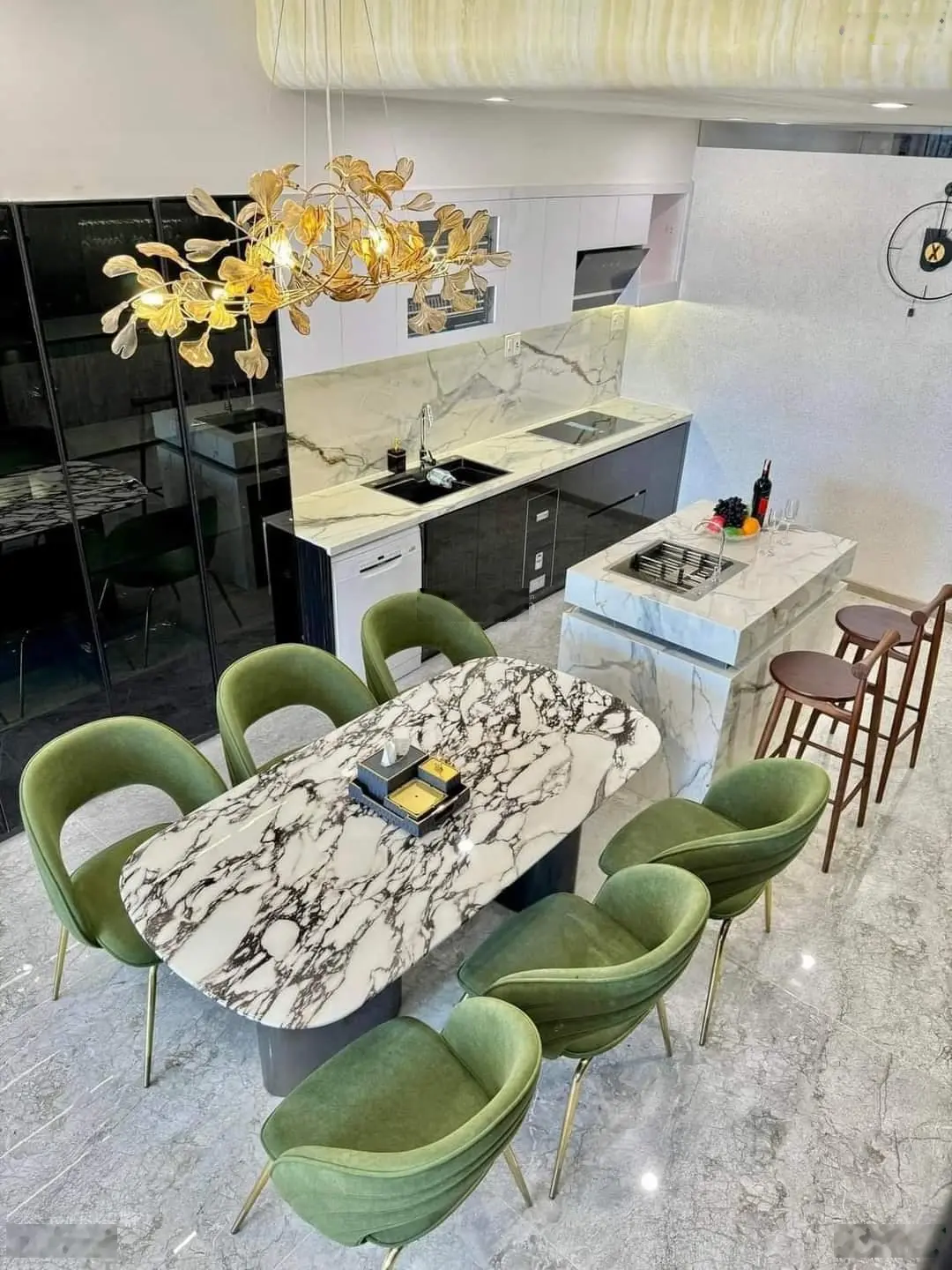 Sở hữu nhà diện tích rộng 74m2 (ngang 5m, dài 14.8m) - 2tỷ890 Bà Hom, P.13, Q.6. Thuê 27 triệu. SHR