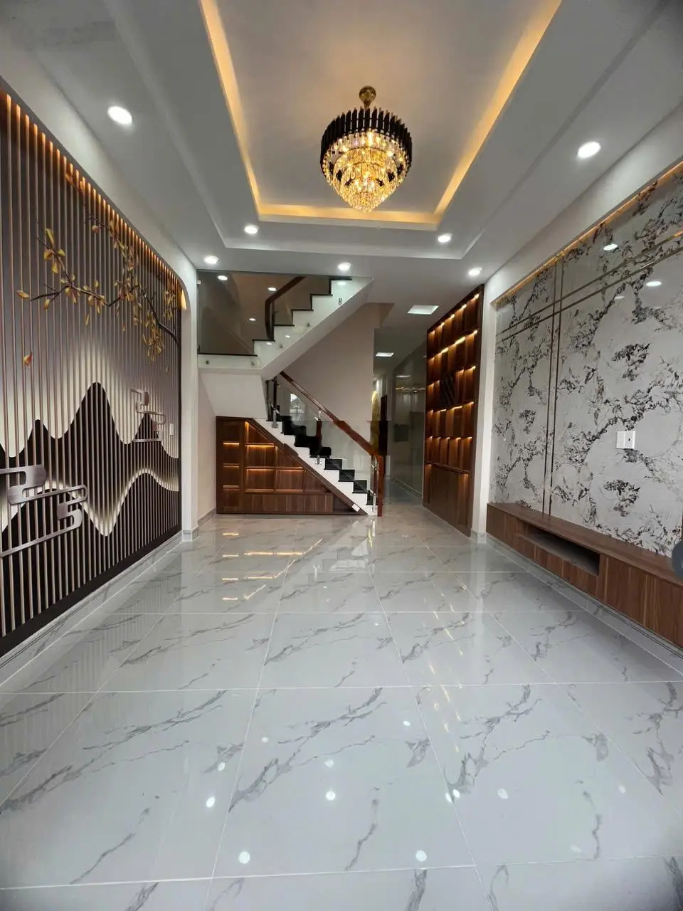 Nhà mới xây đẹp 2,3x tỷ khu công nghiệp cầu tràm cần đước, cách chợ bình chánh 5km. gần five star