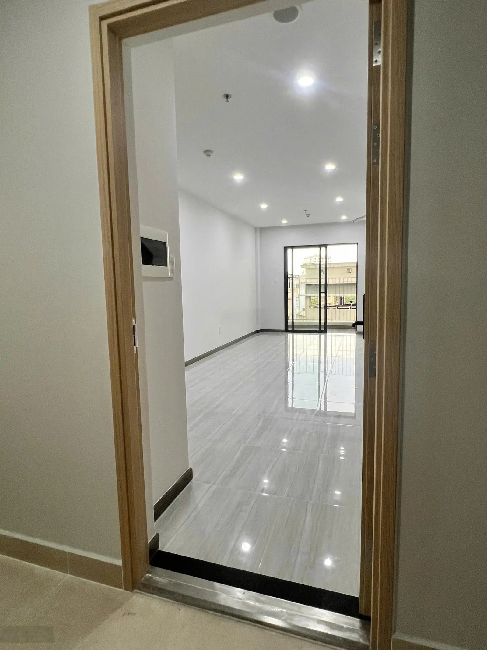 Cắt lỗ 150tr căn 2PN Bcons Polygon, LH 0907 035 ***