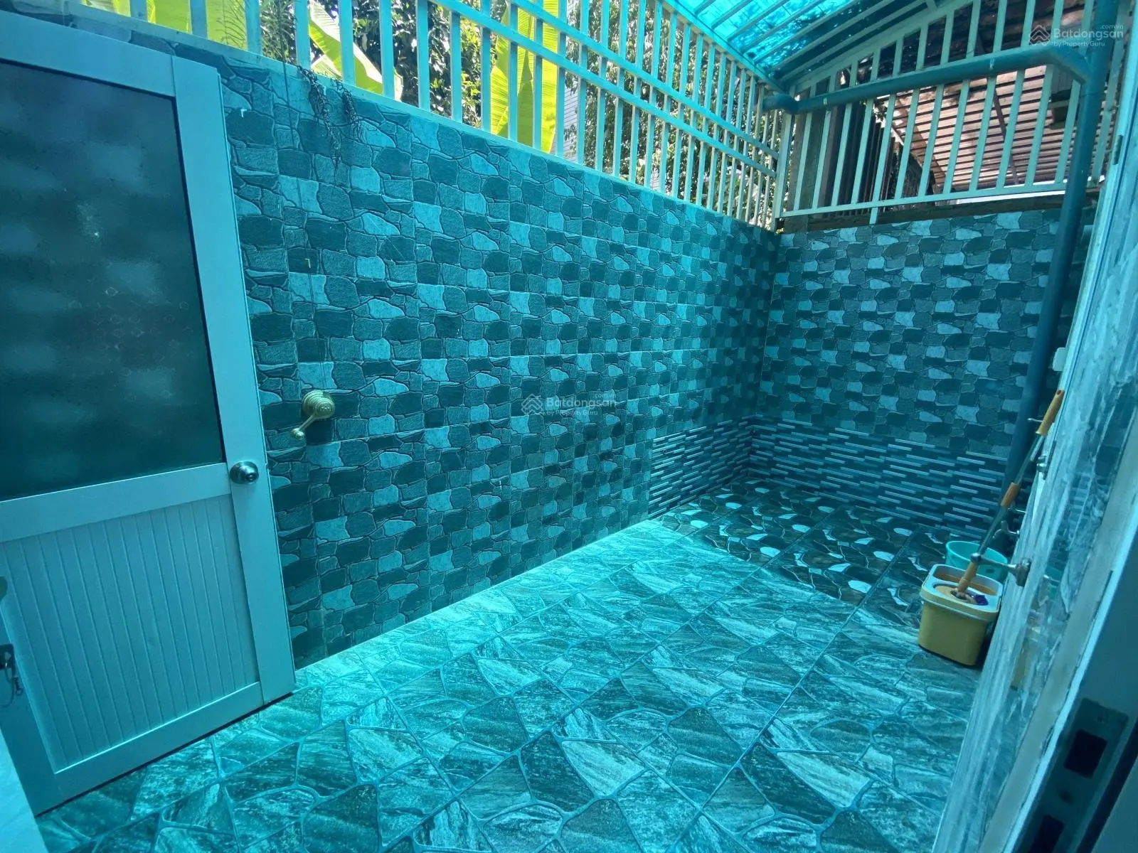 Nhà 1 trệt 3 tầng đường B1 Vĩnh Điềm Trung, tp. Nha Trang