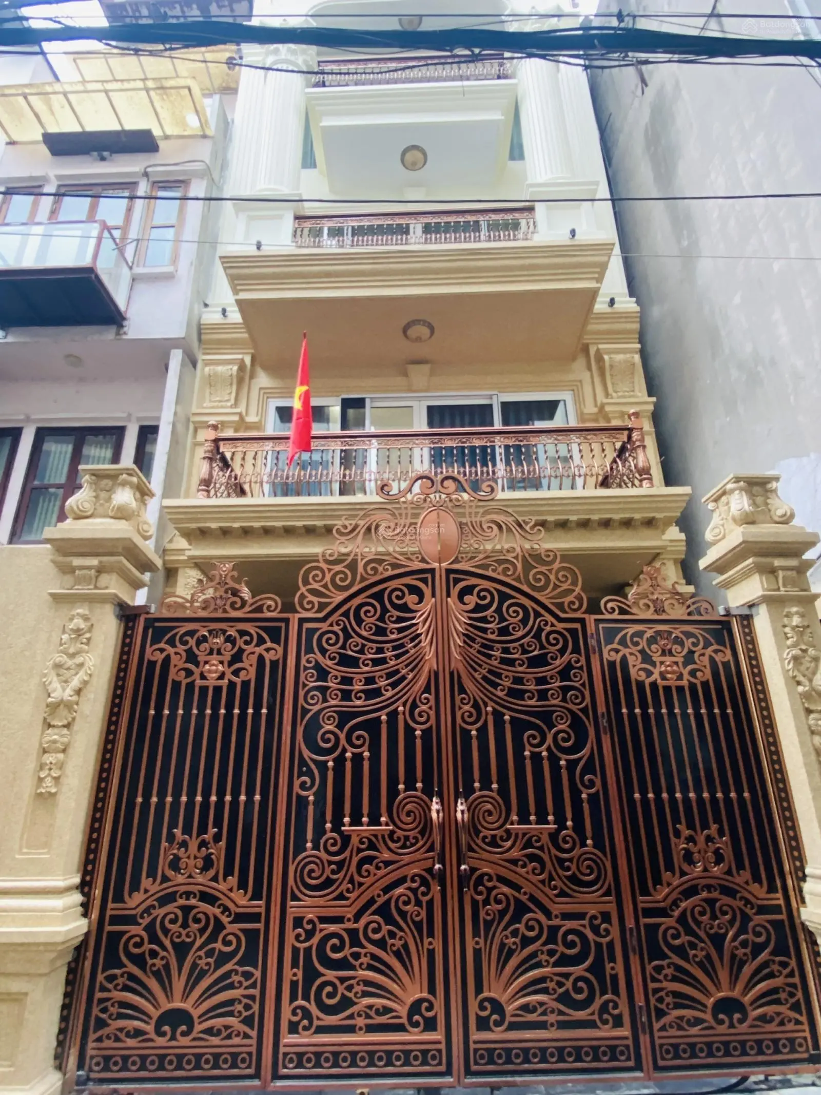 Hiếm! Bán nhà Điện Biên Phủ 65m2 - 5 tầng - 5m mặt tiền - 24 tỷ - ô tô vào nhà