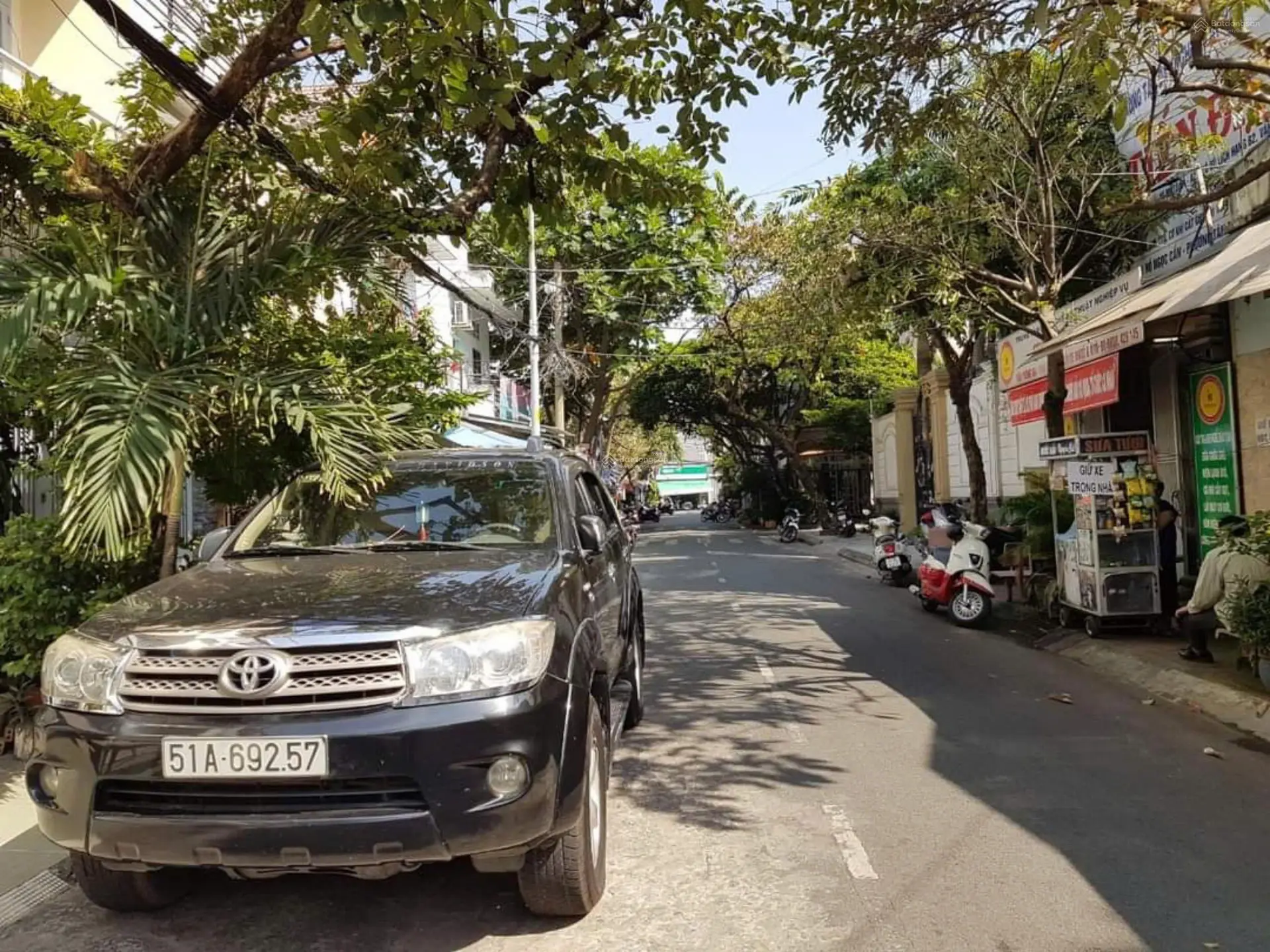 Nhà VIP 1 trệt 2 lầu, dt 4.5 x 21m, tại Tân Sơn Nhì, P Tân Sơn Nhì Khu Nội Bộ dân trí cao